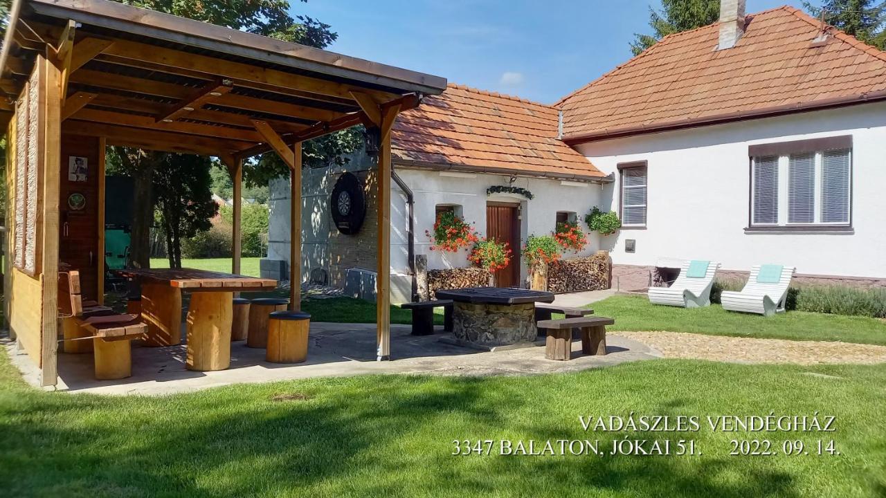 Vadaszles Vendeghaz Bukkszentmarton 外观 照片